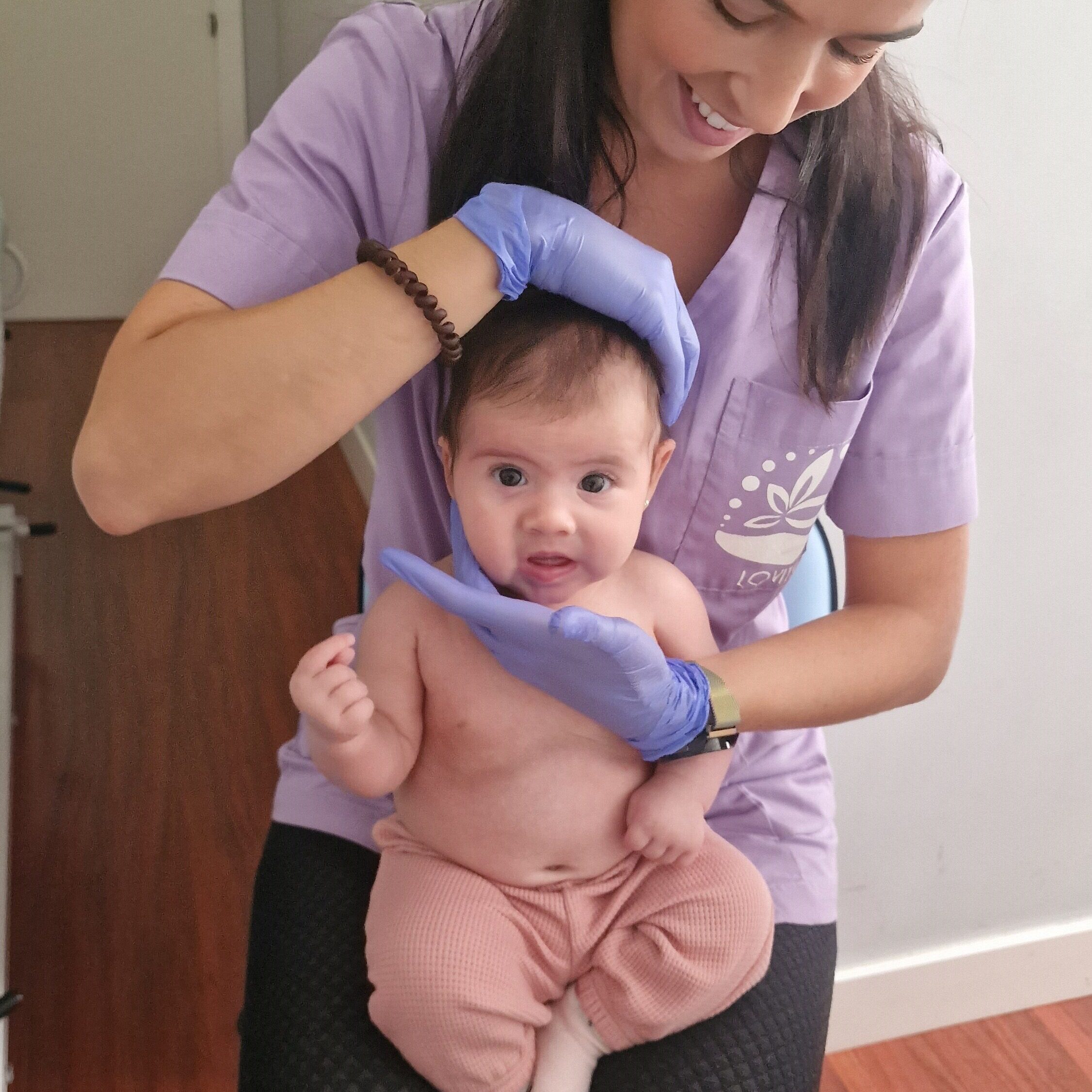 Pediatria - Valoración recién nacido Pediatría - Valoración recién nacido para detectar y tratar posibles alteraciones.